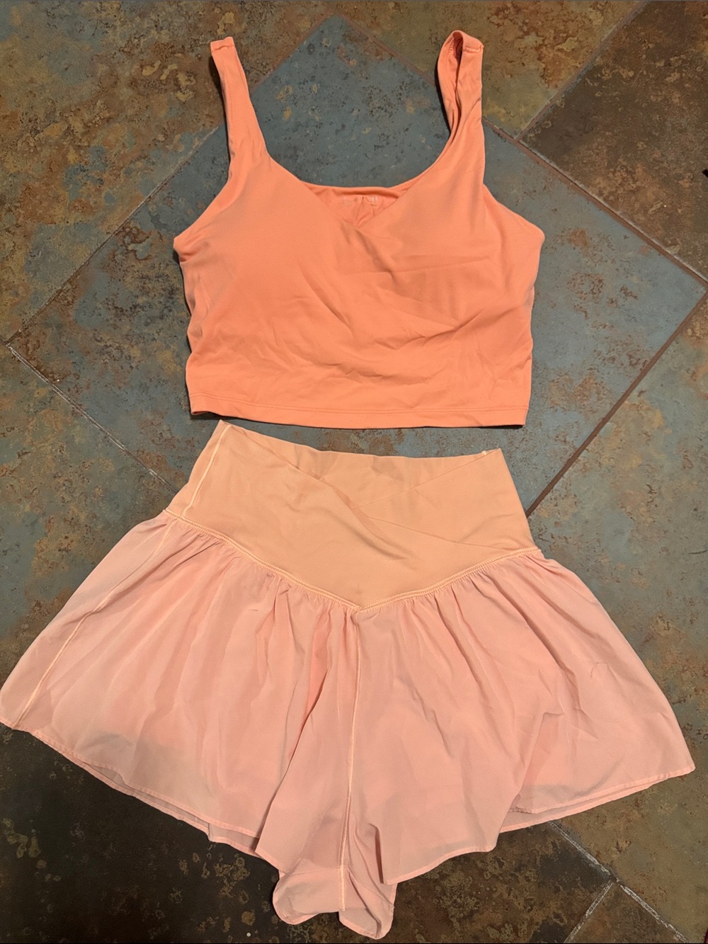 Women’s Aerie Peach High-Waist Chiffon Skirted Shorts and Top